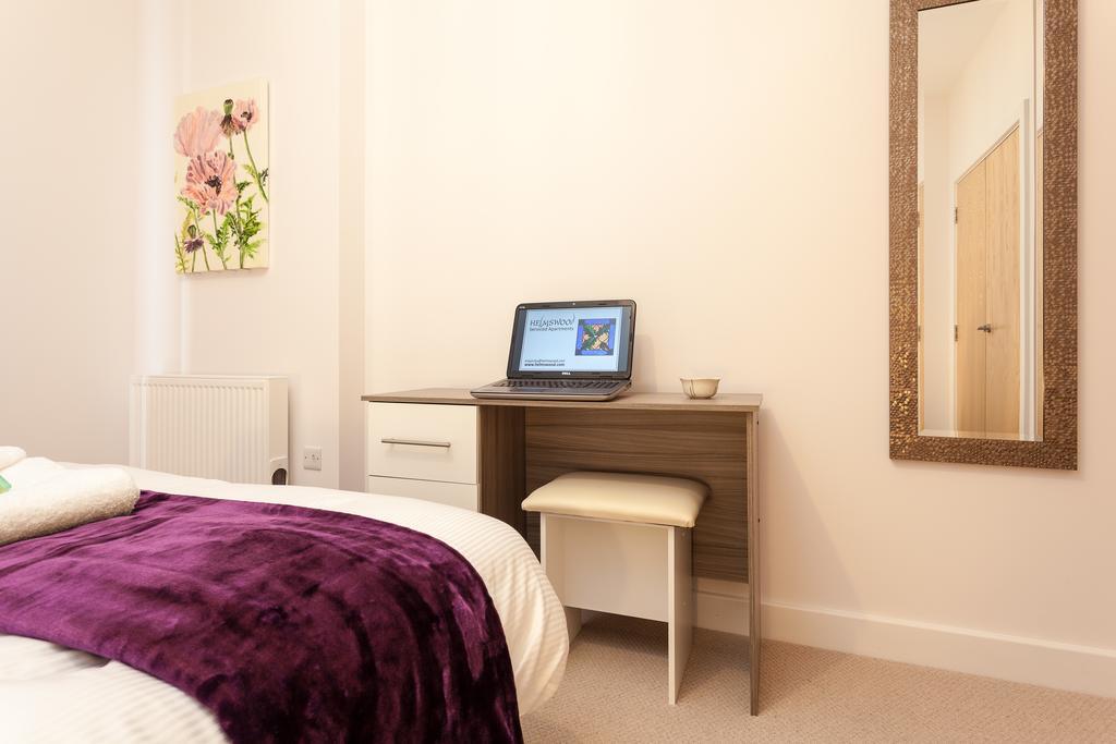 Self-Contained Town Centre One Bedroom Apartments By Helmswood Serviced Apartments Redhill (Surrey) Exterior photo